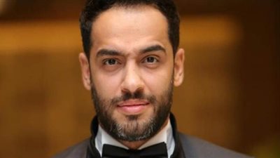 رامي جمال يتعرض للتنمر من متابع: روح اتعالج من البهاق