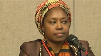 الكشف عن هوية امرأة سودانية أرسلت لها إسرائيل طائرة خاصة لإنقاذها بالخرطوم