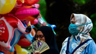 كورونا مثل الزوجات.. تصريح ساخر يضع وزيراً إندونيسياً في أزمة