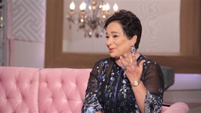 نائبة تُناشد المواطنين بتنزيل تطبيق 