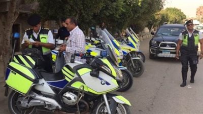 مرور الجيزة يحرر 105 مخالفات انتظار خاطئ وحجز 3 تكاتك