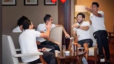 أحمد فتحي يستعيد ذكرياته مع محمد صلاح ونجوم المنتخب