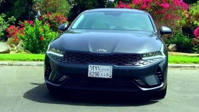 كيا تطلق سيارة K5 لعام 2021