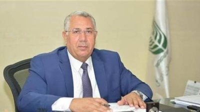 وزير الزراعة يصل كفر الشيخ لتفقد المحاصيل والإنتاج الحيواني