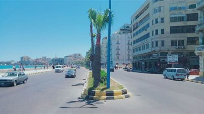 فتح طريق كورنيش الإسكندرية بعد إغلاق دام لمدة 6 أيام | صور