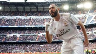 بنزيمة يحسم مستقبله مع ريال مدريد