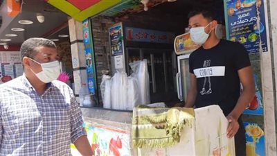 حملة موسعة لمتابعة تطبيق ١٨٠ محلاً بكفر الدوار للإجراءات الوقائية