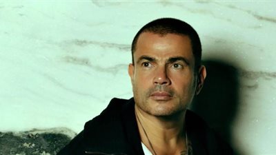 عمرو دياب ينعى الفنان حسن حسني