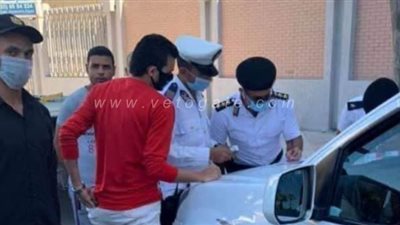 مرور الإسكندرية تشن حملة لتطبيق ارتداء الكمامة |صور