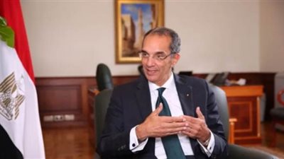 وزير الاتصالات: 15 ساعة يوميا استهلاك المواطنين للإنترنت | فيديو