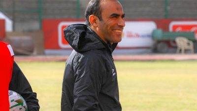 أول رد رسمي من الأهلي على فيديو حسام عاشور