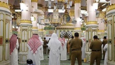 وكالة شئون المسجد النبوي تحتفي بعودة الصلاة وتطالب بالدعاء لرفع كورونا | فيديو