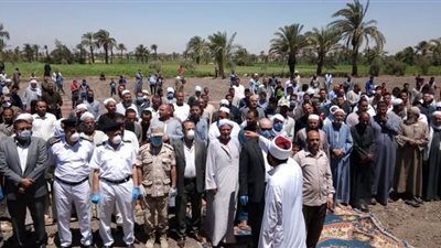 قرية المقاتلة بالفيوم تشيع جنازة الشهيد محمد محمود سيد