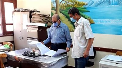 وكيل تعليم بورسعيد يتابع أعمال لجنة النظام والمراقبة للشهادة الإعدادية