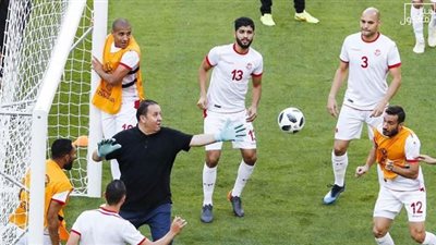 نبيل معلول حارس مرمى في تدريبات تونس قبل مواجهة بنما بالمونديال