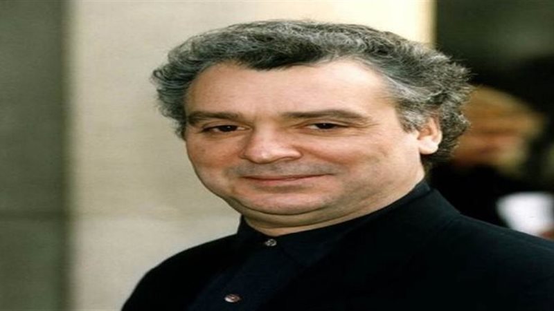 الممثل البريطاني