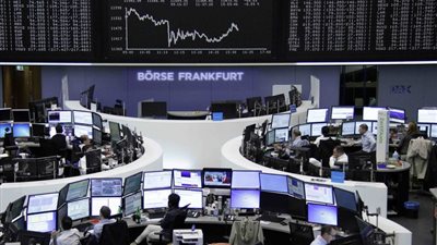 أسهم منطقة اليورو تتكبد أكبر خسارة يومية منذ 2011 بسبب أزمة اليونان