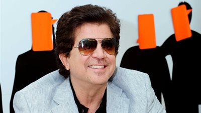 اليوم.. وليد توفيق في القاهرة لتسجيل 