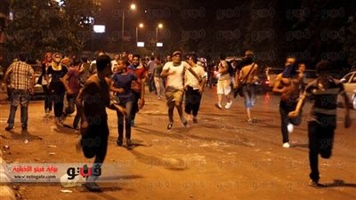 الإخوان يقطعون طريق 