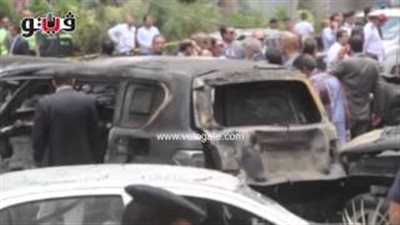 بالفيديو.. انتقال فريق من النيابة العامة لمعاينة محيط انفجار موكب النائب العام