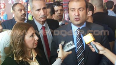 بالفيديو والصور.. وزير التموين: 60 % خصومات بمعرض المستلزمات المدرسية