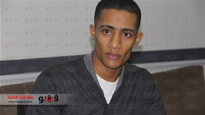 المخرج حسام الدين صلاح يعتذر عن مسرحية 