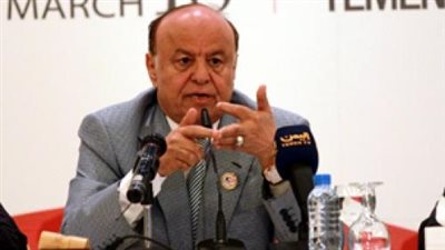 هادى يكرم القيادات النقابية وعددًا من العمال فى الاحتفال بعيد العمال