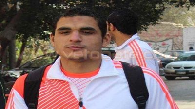 طبيب المنتخب الأوليمبي يجرى أشعة للحارس محمود حمدى