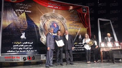 بالصور.. محمد صبحى يتغيب عن حفل افتتاح «آفاق مسرحية»