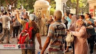 اعتصام المثقفين يدخل أسبوعه الثالث للمطالبة بإقالة وزير الثقافة