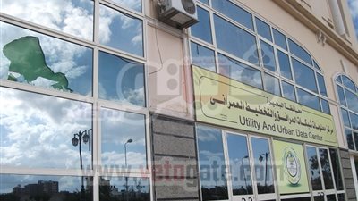 بالصور..إصابة شخصين وفرد أمن فى اشتباكات بمحيط مبنى محافظة البحيرة