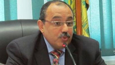 محافظ القليوبية يقرر وضع مدرسة خاصة تحت الإشراف المالي واﻹداري