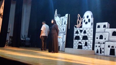 مسرحية «المهاجر» على مسرح الهوسابير..27 نوفمبر