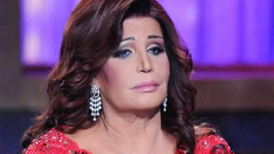 نجوى فؤاد تدافع عن الرقص الشرقى في يوتيرن.. اليوم