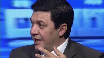 المناقصة العامة للكتب الدراسية تهدد بتشريد 50 ألف عامل