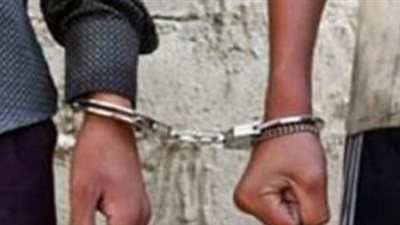 سقوط عاطلين بحوزتهما أسلحة نارية في شبرا الخيمة