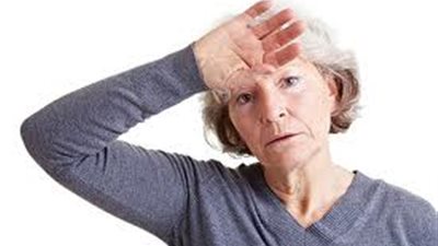 الدم يحمل مؤشرات لتلف خلايا المخ فى سن اليأس