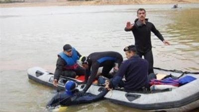 الإنقاذ النهري بسوهاج يبحث عن عامل غرق بنهر النيل أثناء الاستحمام