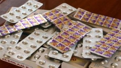 ضبط 32 مليون قرص مخدر داخل حاويتين بميناء الدخيلة