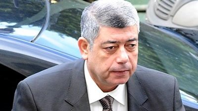 وزير الداخلية يعد منال الطيبي بالتحقيق في واقعة اقتحام منزلها