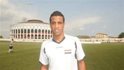 الأهلي يكثف مفاوضاته لضم مدافع الجيش