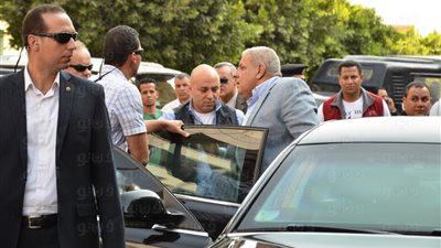 بالصور والفيديو.. وصول «محلب» مستشفى النزهة الدولي لتوديع النائب العام