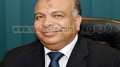 بطائرة خاصة.. الكتاتني ووفد الإسلام السياسى يزورون 