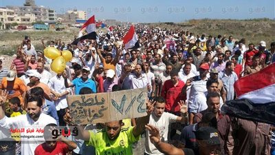 بالصور.. مسيرتان لأعضاء 