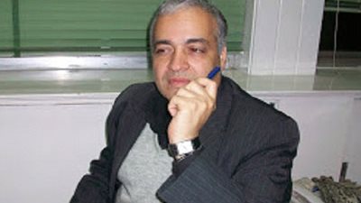 ناشط حقوقى يطالب الحكومة بملاحقة المسئولين عن تفجير العريش