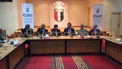 بالصور.. أشرف صبحي: مصر تدعم الجزائر لاستضافة دورة البحر المتوسط