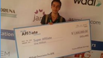 سفير «جوجل» في القاهرة يقدم برنامجه الانتخابي بـ«آداب حلوان»