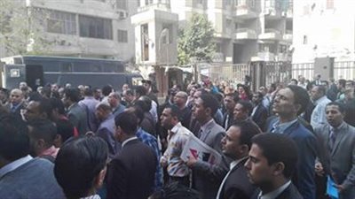 فشل المفاوضات لإنهاء أزمة المحامين المعتصمين والشرطة بشبرا الخيمة