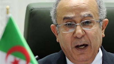 الجزائر تعزي الحكومة والقضاء في استشهاد النائب العام