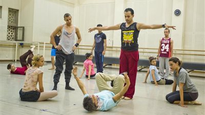 بالصور.. وليد عوني يعرب عن سعادته بتجربة 